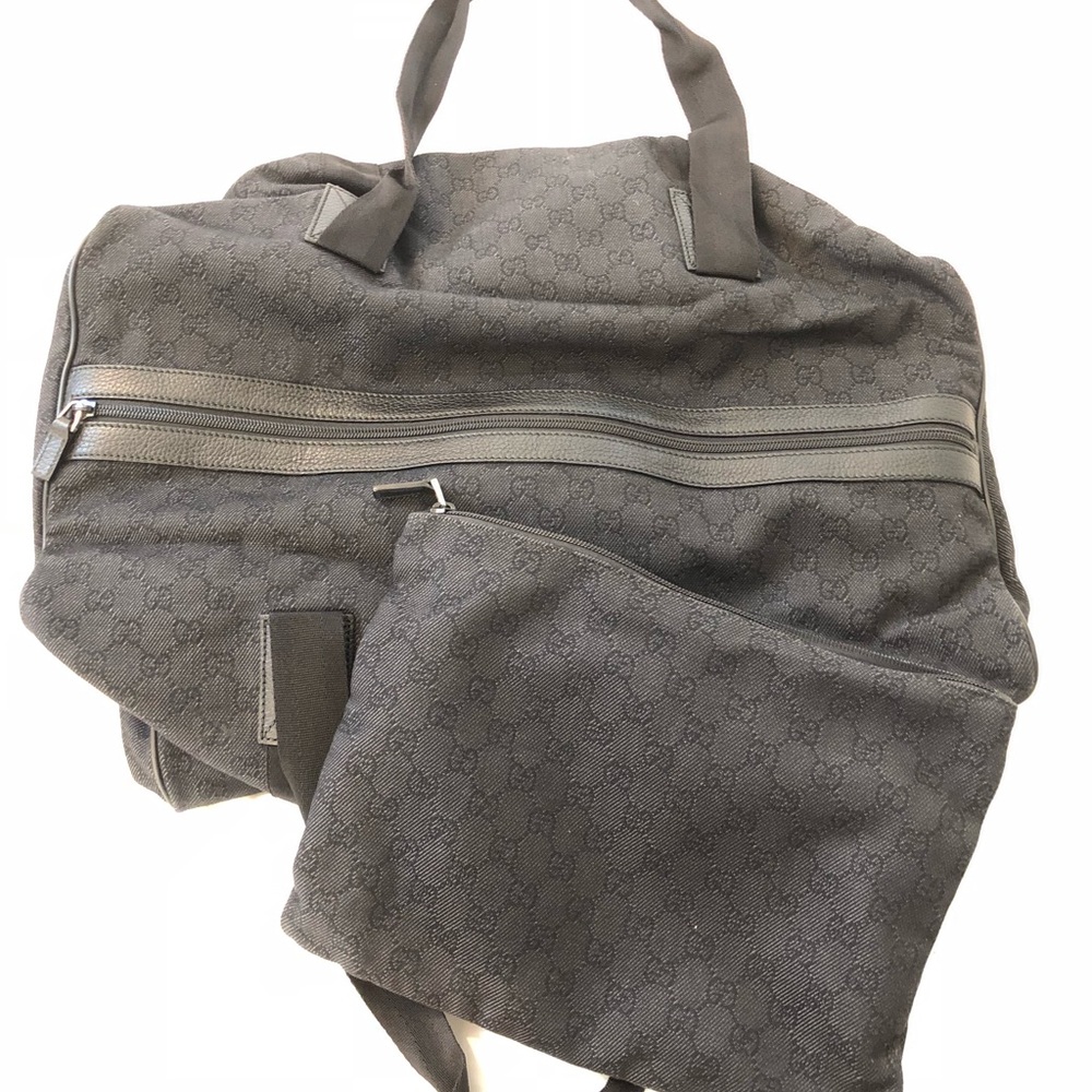 Authentic Gucci duffle bag